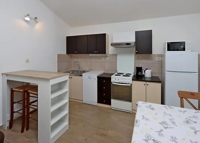 Apartamento By The Sea Rab - 20222