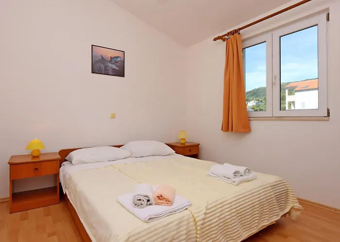 Apartamento By The Sea Rab - 20222 Banjol