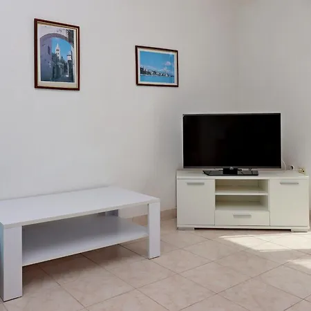 Apartmán By The Sea Rab - 20222