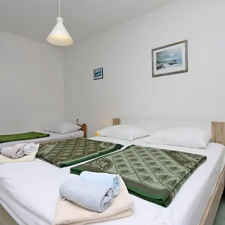 Apartmán By The Sea Rab - 20222 Banjol