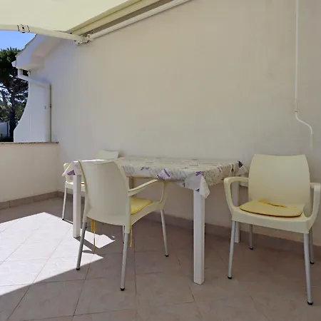 Apartmán By The Sea Rab - 20222